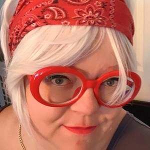 Meet your Posher, Sarah-lucie